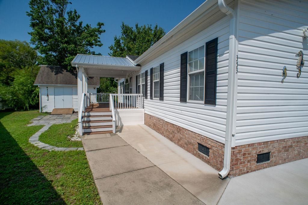 353 Misty Breeze Ln. Photo 9