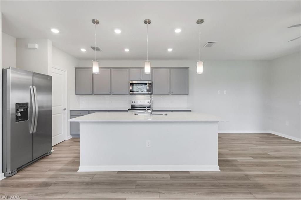 27907 Radiant Ct , Bonita Springs, FL 34135 Photo