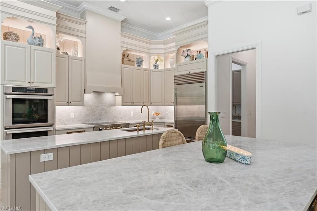 9833 Clear Lake Cir , Naples, FL 34109 Photo