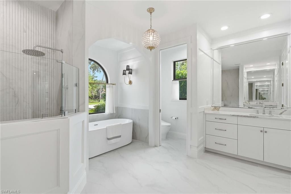 9833 Clear Lake Cir , Naples, FL 34109 Photo