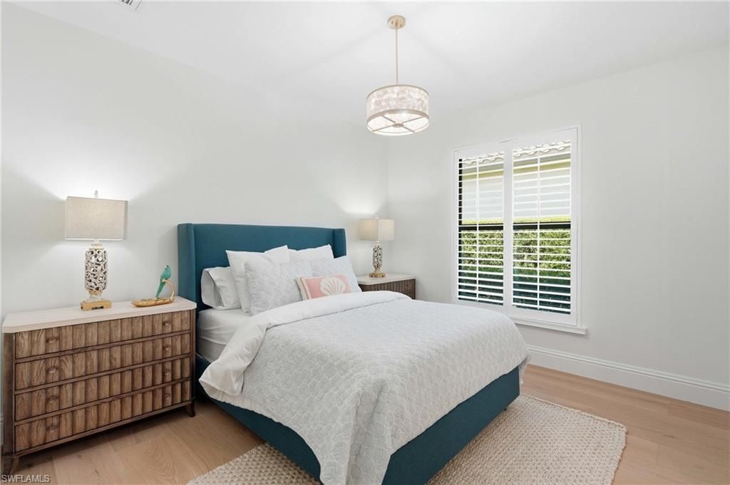 9833 Clear Lake Cir , Naples, FL 34109 Photo