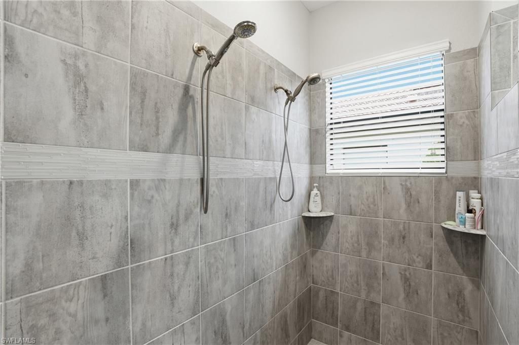 2327 Somerset Pl , Naples, FL 34120 Photo
