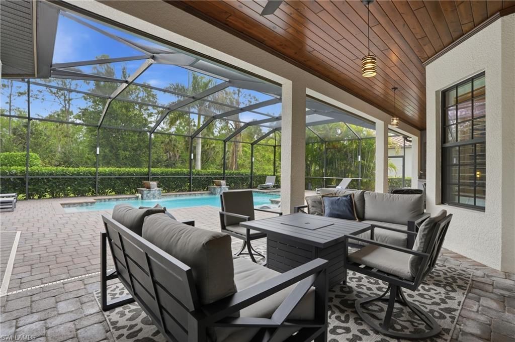 2327 Somerset Pl , Naples, FL 34120 Photo