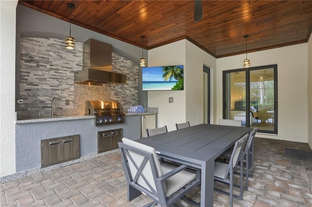 2327 Somerset Pl , Naples, FL 34120 Photo