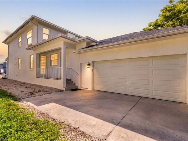 2974 Van Buren AVE, NAPLES, FL 34112