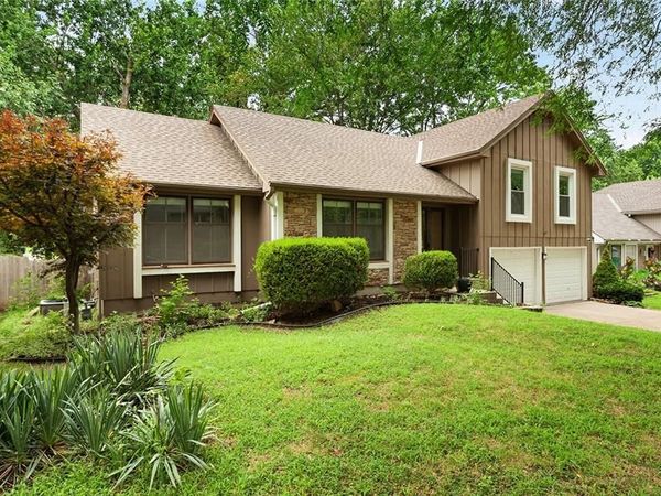 7806 Caenen Street, Lenexa, KS 66216