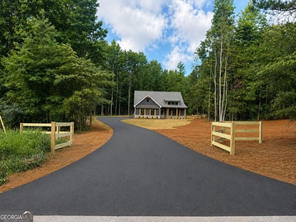391 Relay Road, Silver Creek, GA 30173