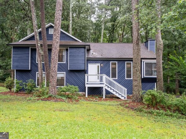 2870 Hadrian Drive, Snellville, GA 30078