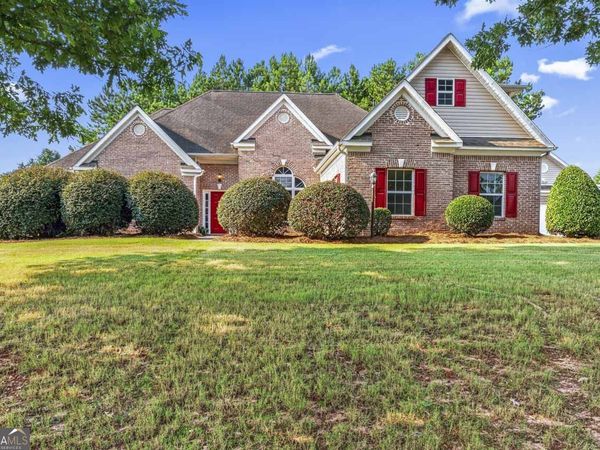 183 Melrose Creek Drive, Stockbridge, GA 30281