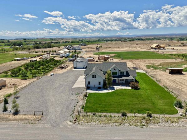 55744 Fuchsia Lane , Olathe, CO 81425