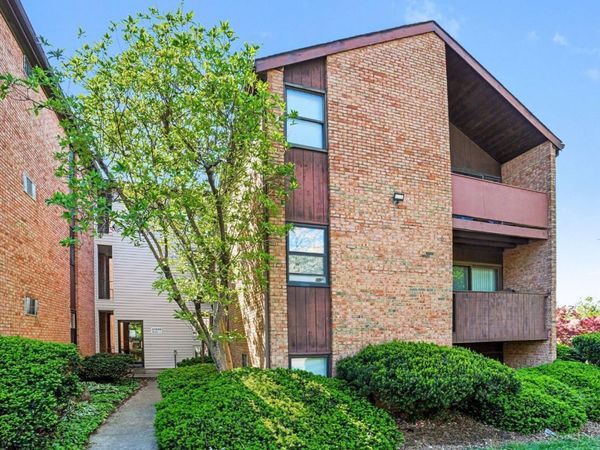 4908 Chalet Drive, Unit 405, St Bernard, OH 45217