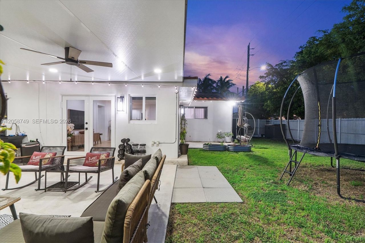 6100 NW 2nd St, Miami, FL 33126 Photo