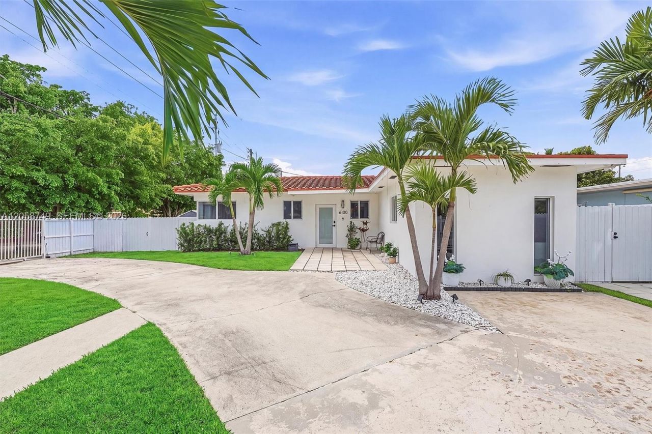 6100 NW 2nd St, Miami, FL 33126 Photo