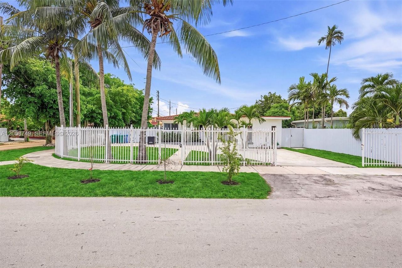 6100 NW 2nd St, Miami, FL 33126 Photo
