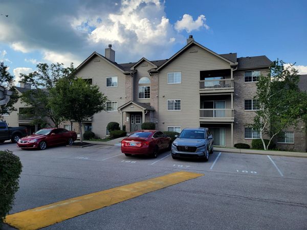 2292 Medlock Lane, Unit 311, Burlington, KY 41005