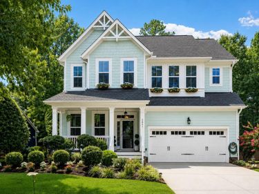 2631 Brighton Bluff Drive, Apex, NC 27539