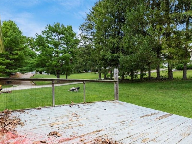 490 Cedarhurst Drive, Zanesville, OH 43701 Photo 11