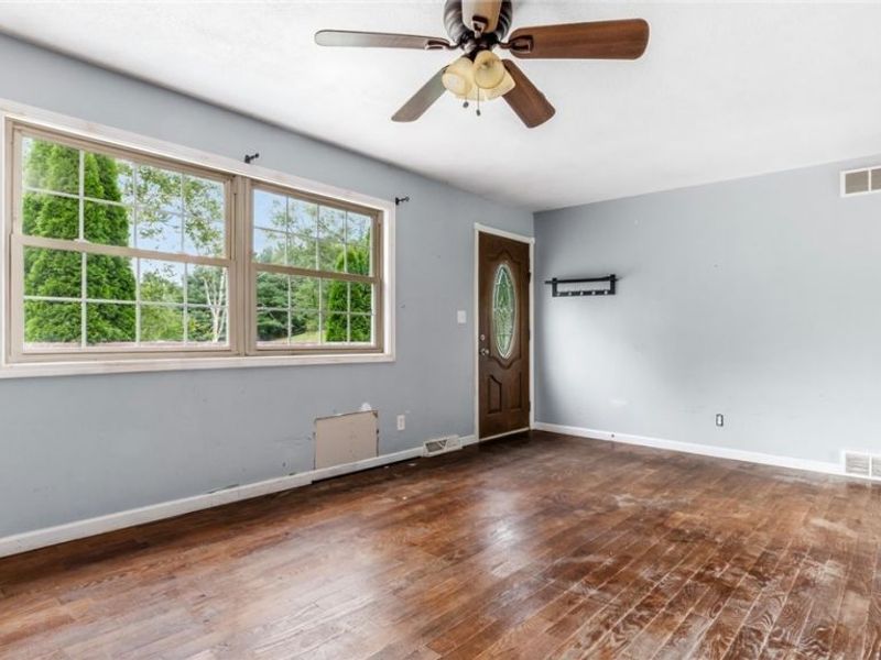 490 Cedarhurst Drive, Zanesville, OH 43701 Photo 22