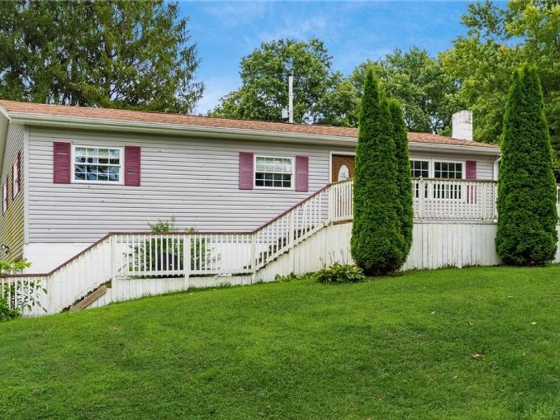 490 Cedarhurst Drive, Zanesville, OH 43701 Photo 4