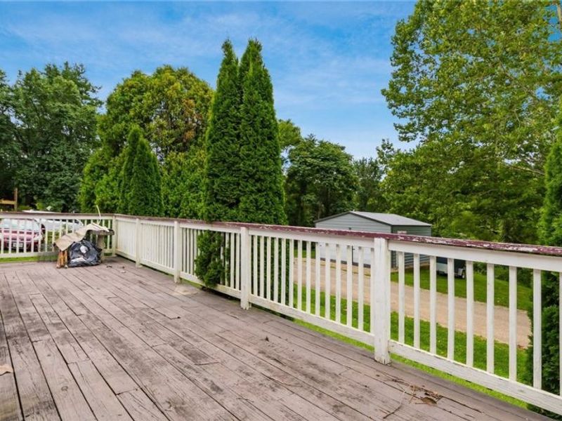 490 Cedarhurst Drive, Zanesville, OH 43701 Photo 6
