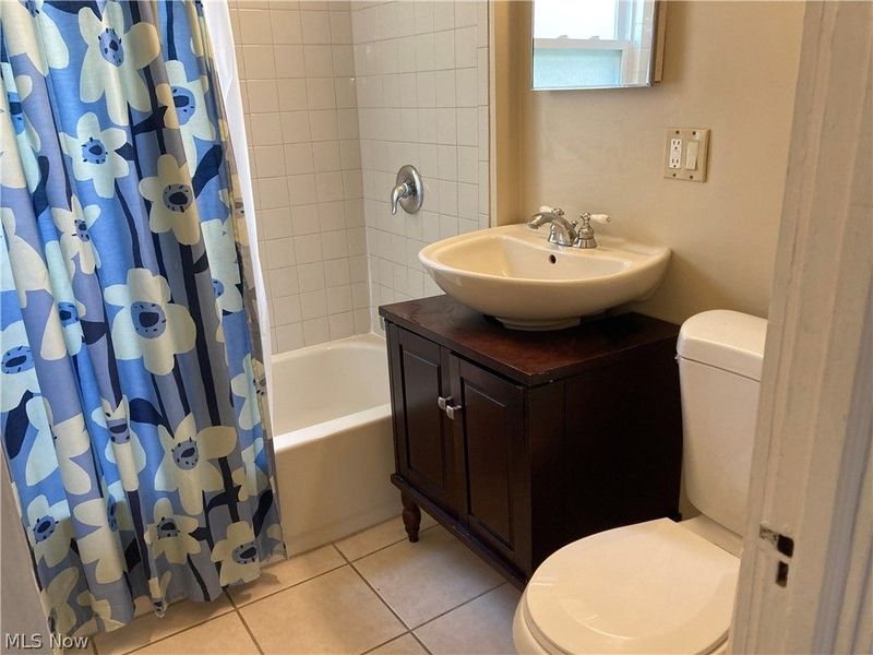 2110 Bunts Road, Lakewood, OH 44107 Photo 9