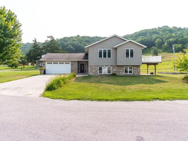 701 Spring Court , Brownsville, MN 55919