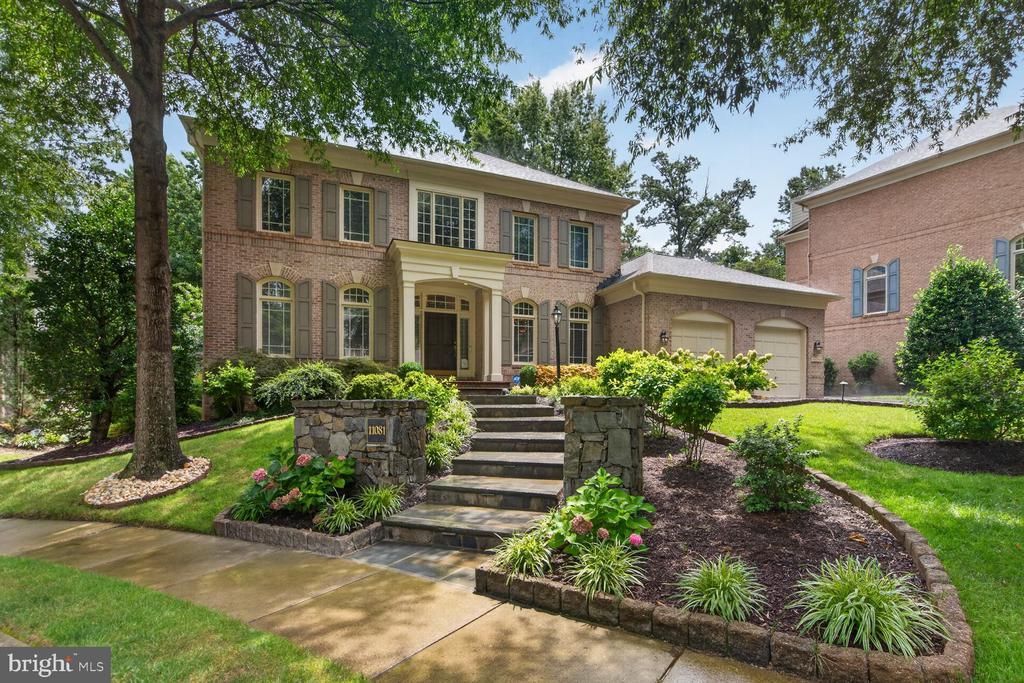 11081 Pelham Manor Place, Reston, VA 20194 Main Photo