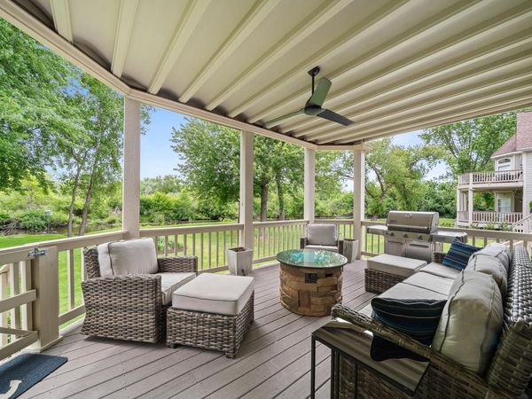 401 Abbey Ridge COURT, Fontana, WI 53125