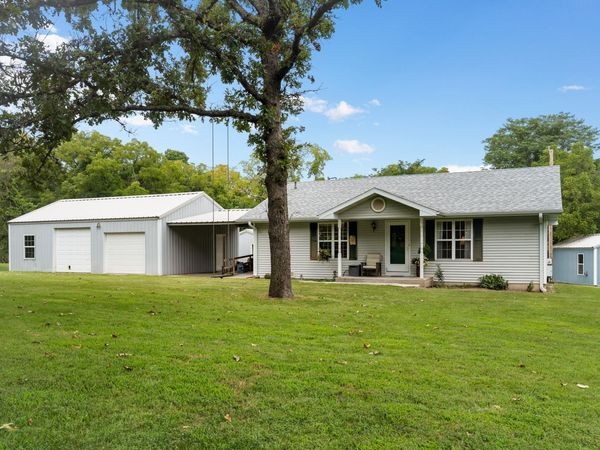 951 Goldfinch Road, Marshfield, MO 65706