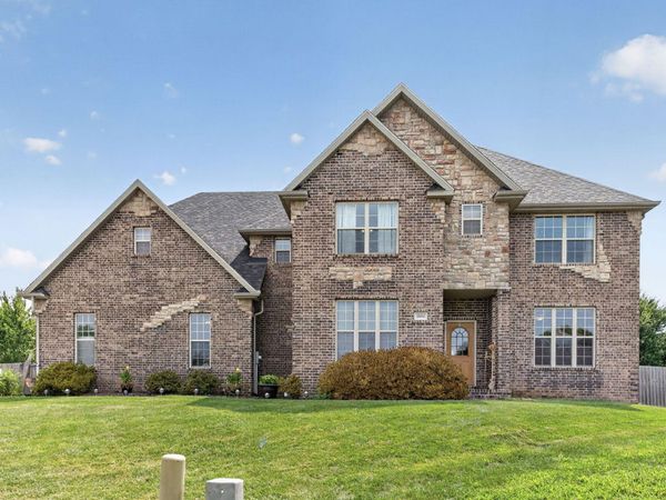 1004 N 22nd Avenue , Ozark, MO 65721