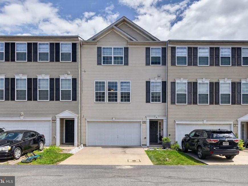 2303 Golden Eagle Drive , Unit 146, York, PA 17408 Main Photo