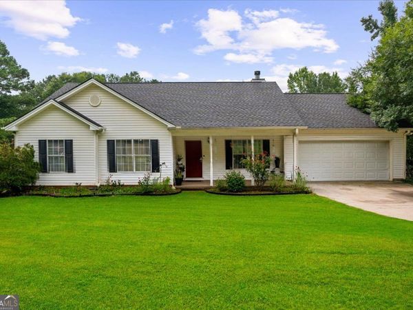 1780 Etchison SPUR, Loganville, GA 30052