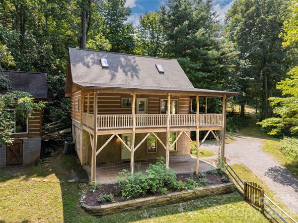 24 Gregory Hill Road , Fairview, NC 28730