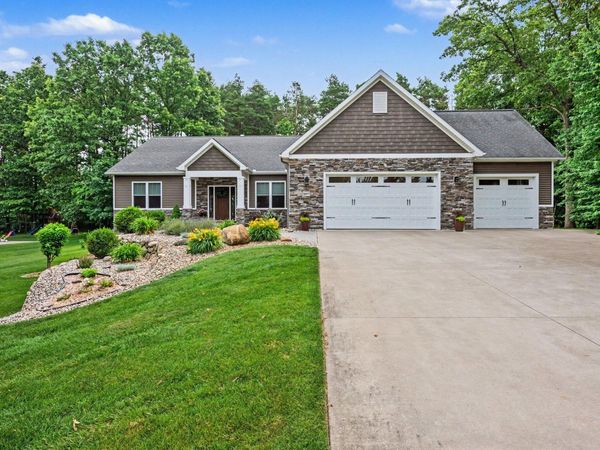 1897 Toscana Street, Kalamazoo, MI 49009