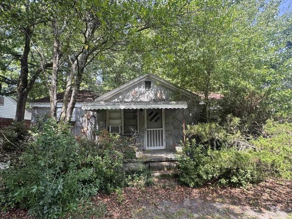 1203 Chevis Street , Columbia, SC 29205