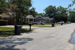 1203 Chevis Street  photo 4