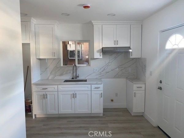 1620 E Gage, Los Angeles, CA 90001