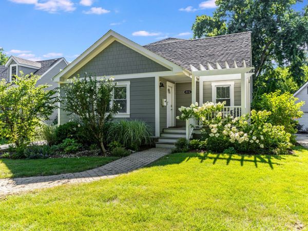 4516 Stanley Avenue , Downers Grove, IL 60515