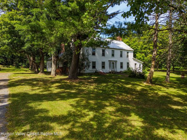 638 Hillcrest Road, Hannacroix, NY 12087