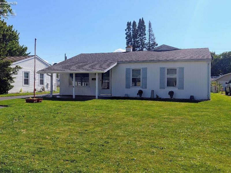 5007 Hartford Avenue, Sandusky, OH 44870 Photo 2