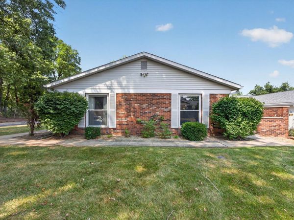 851 E Waterloo Court, Bloomington, IN 47401