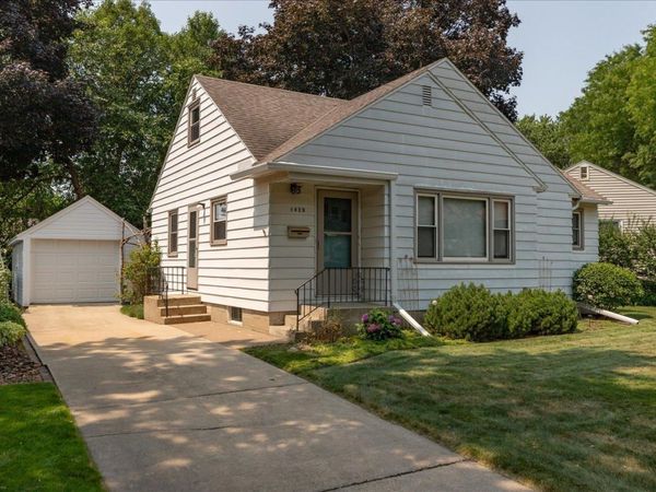 1429 14th Avenue NW, Rochester, MN 55901