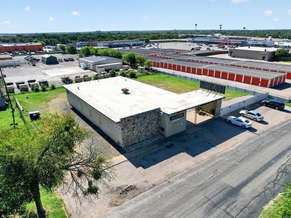 5115 Wellview Avenue , Fort Worth, TX 76115