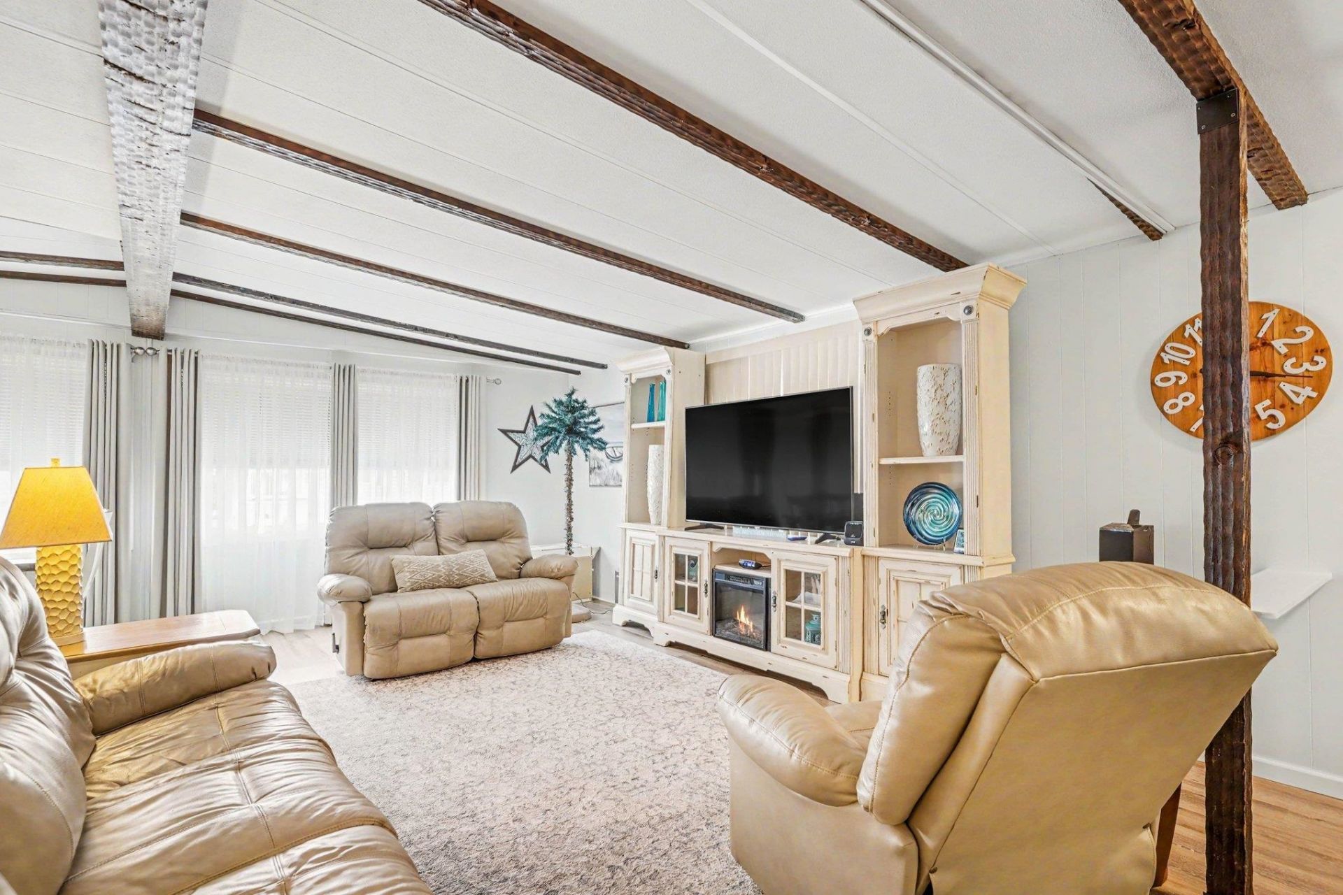 1508 Gardenia Ave.  Photo 7