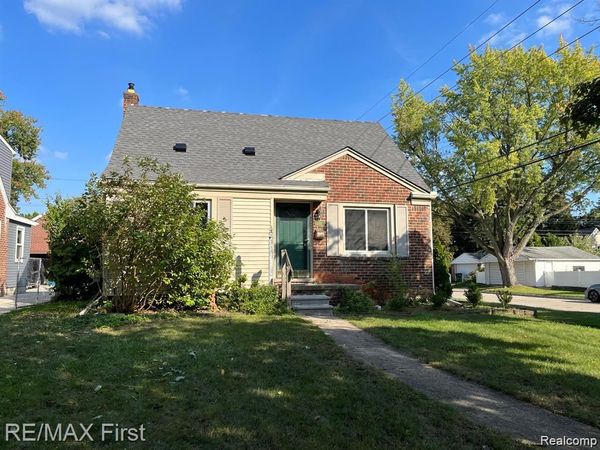 3102 N Blair Avenue, Royal Oak, Mi 48073