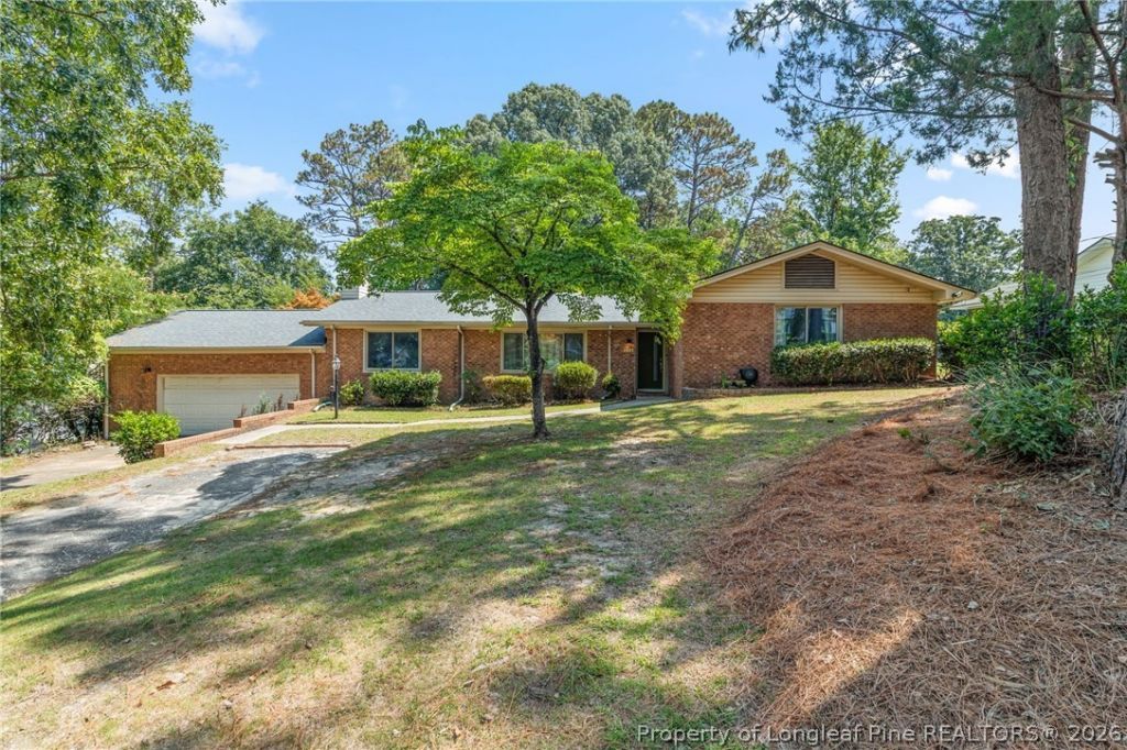 6306 Greyfield Road, Fayetteville, NC 28303 Main Photo