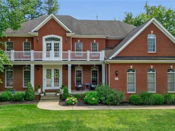 9123 Curry Ln , Clarence Center, NY 14032