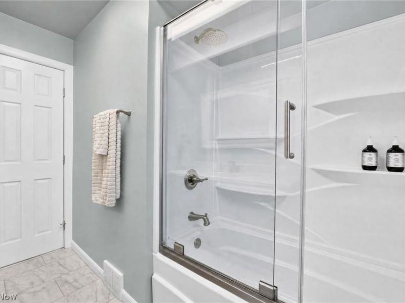 983 Newberry Avenue, South Euclid, OH 44121 Photo 19