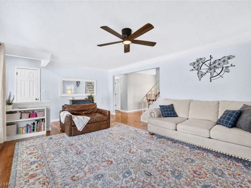 983 Newberry Avenue, South Euclid, OH 44121 Photo 3