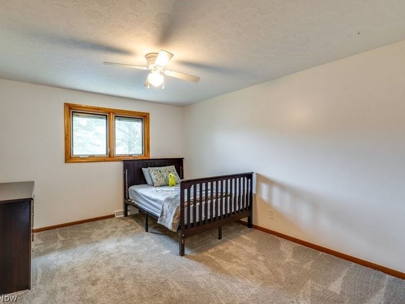 7821 W List Lane, Parma, OH 44130 Photo 18
